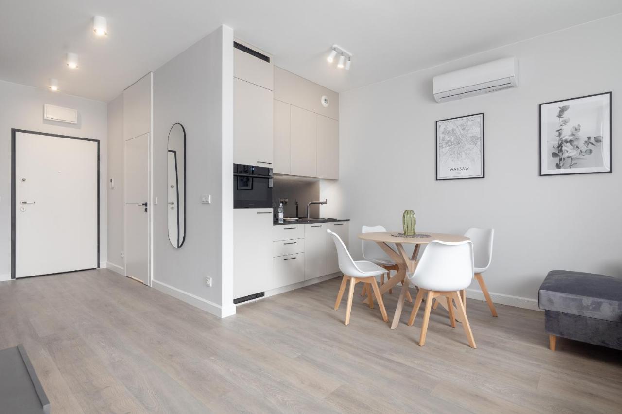 Warsaw Spire Stylish Apartament Luaran gambar