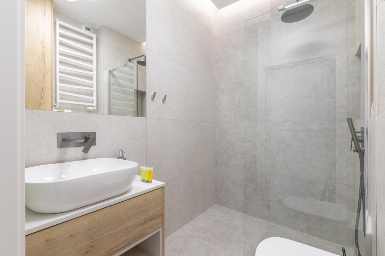 Warsaw Spire Stylish Apartament Luaran gambar